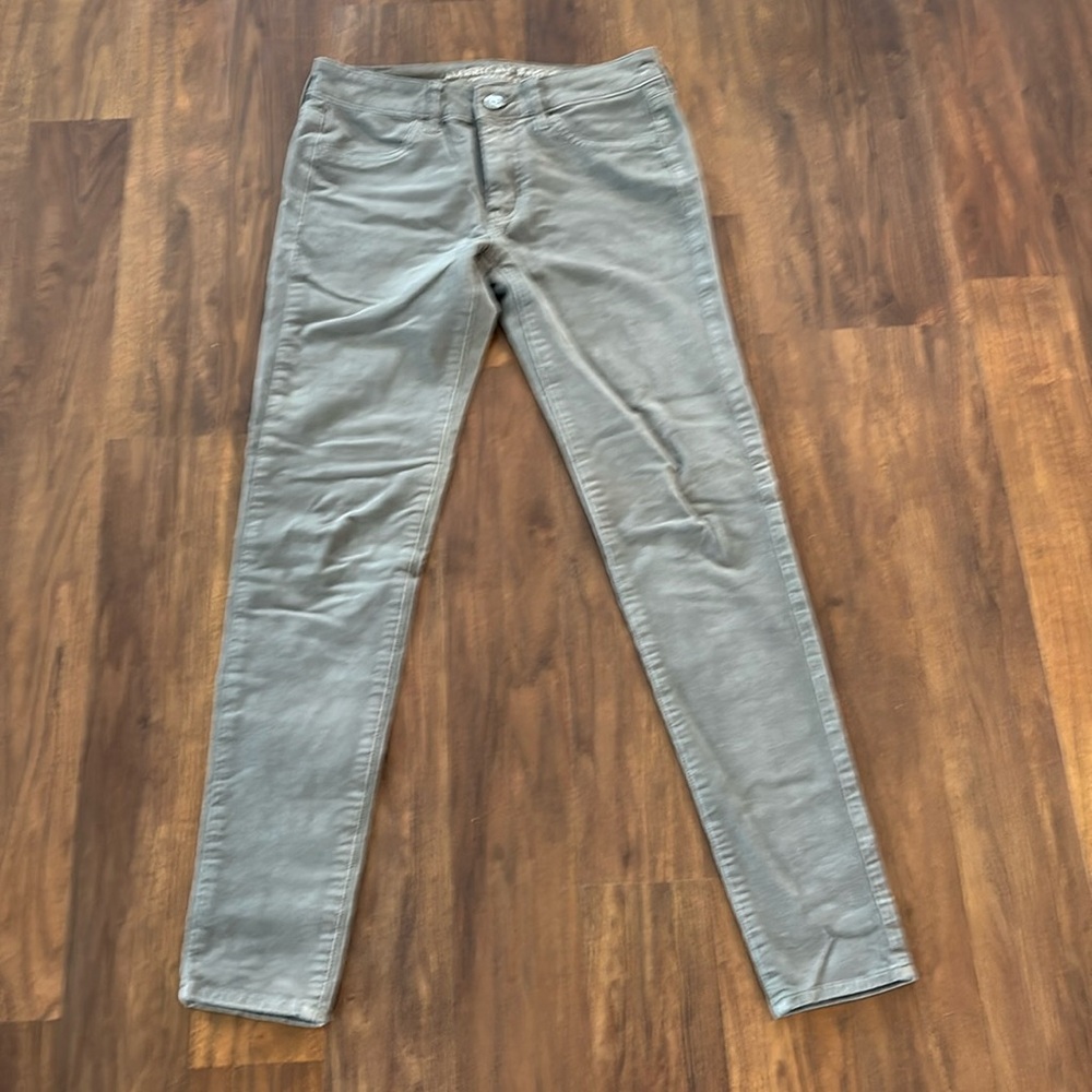 American Eagle 360 Super Stretch Jeggings grey cords size 2